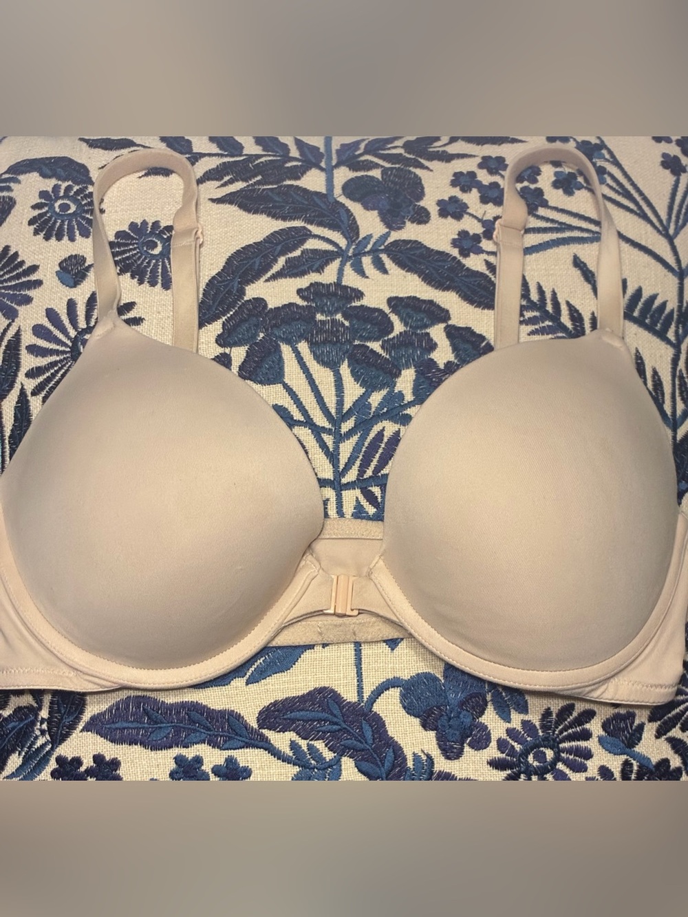 PINK by Victoria’s Secret Wear Everywhere Push-Up Front-Close Bra - Beige - 36C
